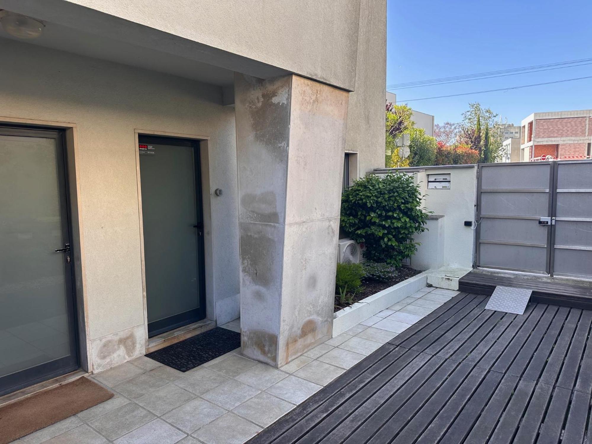 Annex Bedroom-Oporto Garden Exterior photo